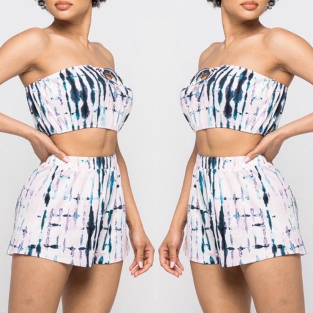 Two piece set - Picture 2 of 2